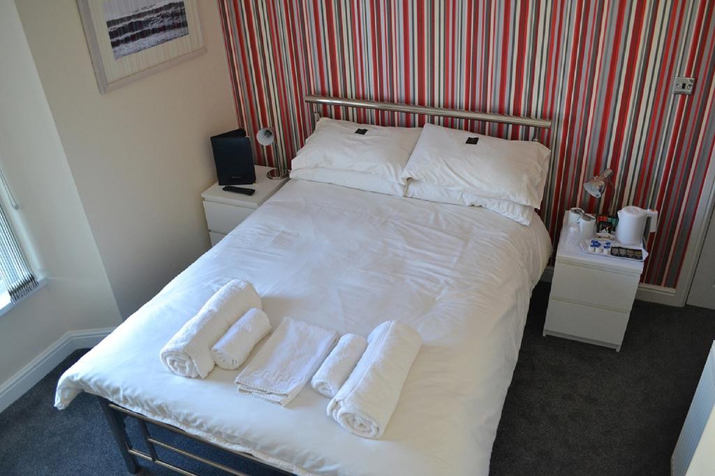 White Rose Guest House Tenby Zimmer foto