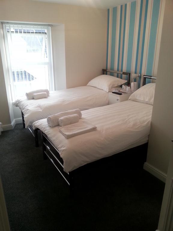 White Rose Guest House Tenby Zimmer foto